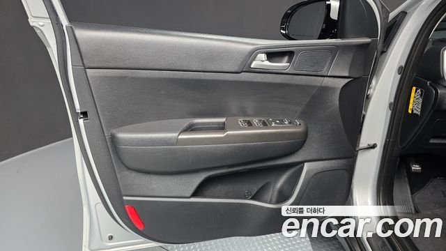 Kia Sportage 2019 — photo 14