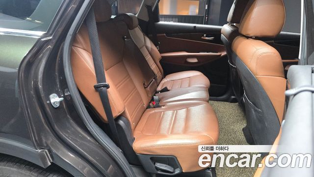 Kia Sorento 2018 — photo 19