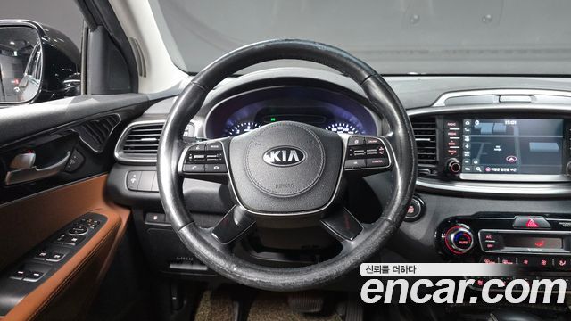 Kia Sorento 2018 — photo 21