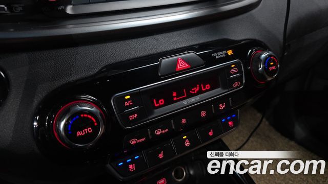 Kia Sorento 2018 — photo 25