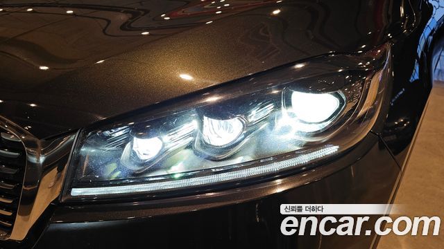 Kia Sorento 2018 — photo 8