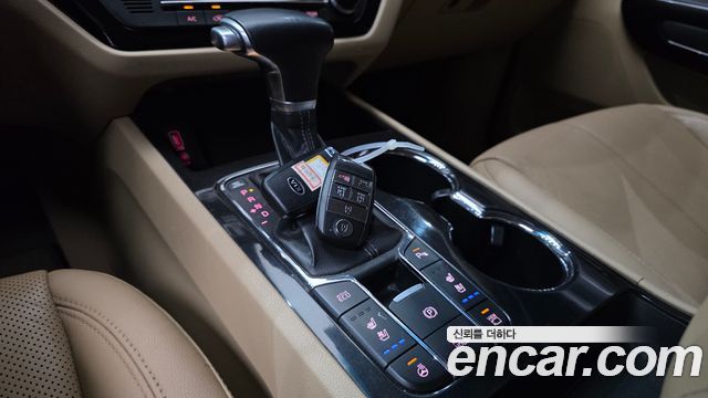Kia Canival 2019 — photo 12