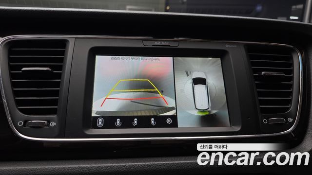 Kia Canival 2019 — photo 21