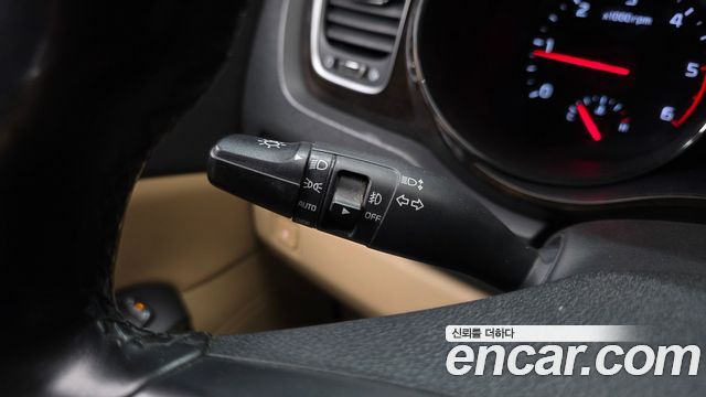 Kia Canival 2019 — photo 25