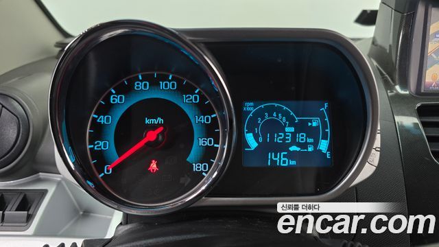 Chevrolet Korea Spark 2014 — photo 8