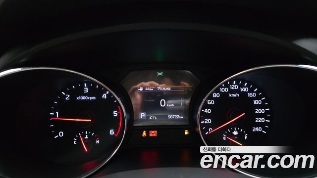 Kia Canival 2020 — photo 11