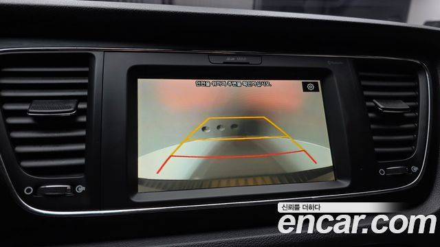 Kia Canival 2020 — photo 22