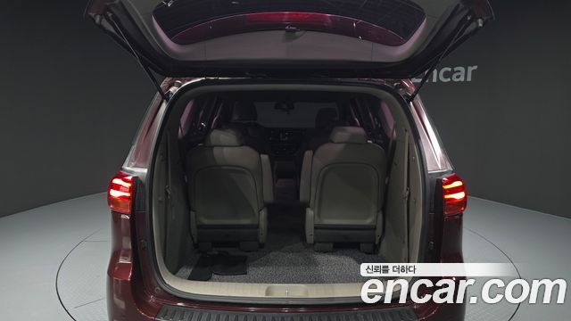 Kia Canival 2020 — photo 26