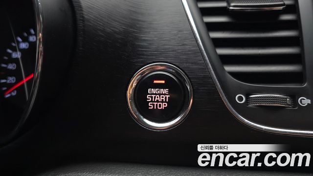Kia Canival 2020 — photo 31