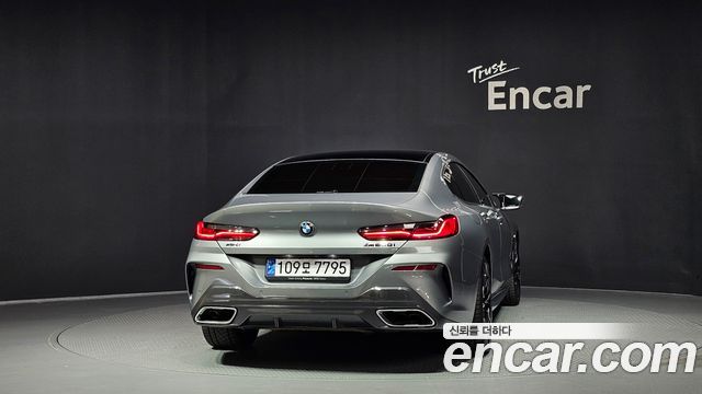 BMW 8-Series 2024 — photo 4