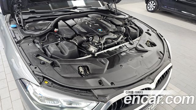 BMW 8-Series 2024 — photo 6