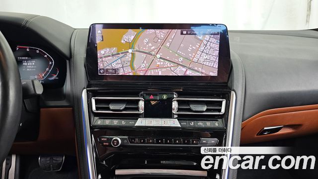 BMW 8-Series 2024 — photo 20