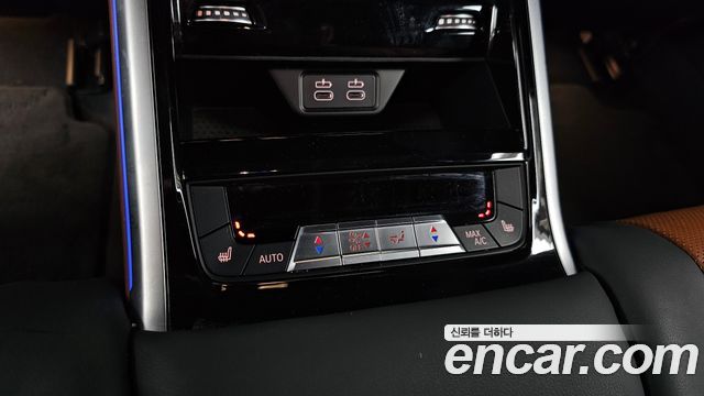 BMW 8-Series 2024 — photo 25