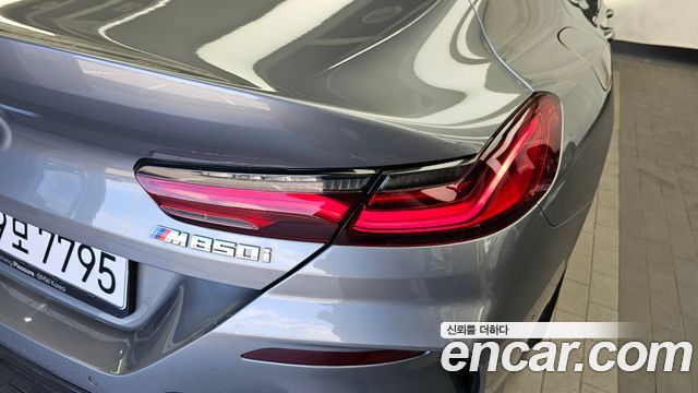 BMW 8-Series 2024 — photo 9