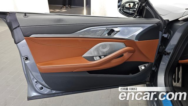 BMW 8-Series 2024 — photo 14