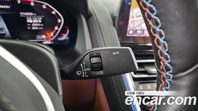 BMW 8-Series 2024 — photo 28
