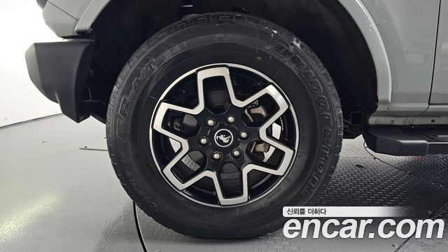 Ford Bronco 2022 — photo 5