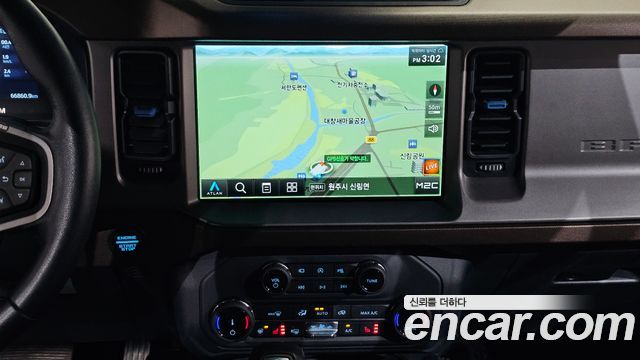 Ford Bronco 2022 — photo 24