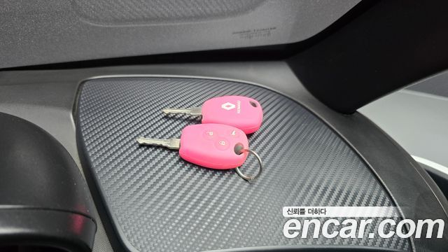 Renault Korea Twizy 2020 — photo 21