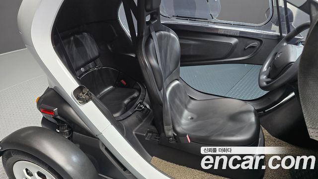 Renault Korea Twizy 2020 — photo 16