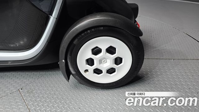 Renault Korea Twizy 2020 — photo 30
