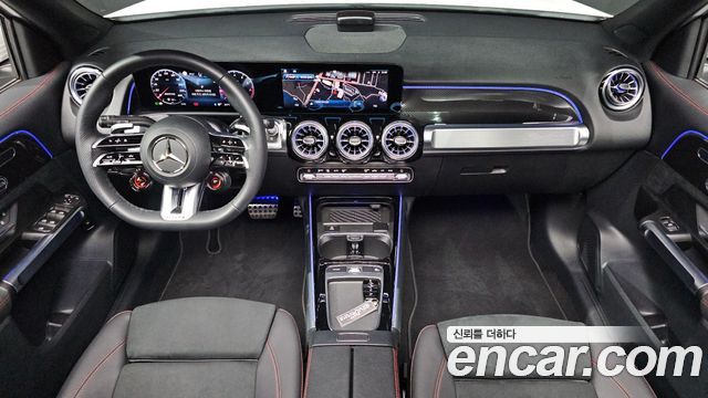 Mercedes-Benz GLB-Class 2025 — photo 7