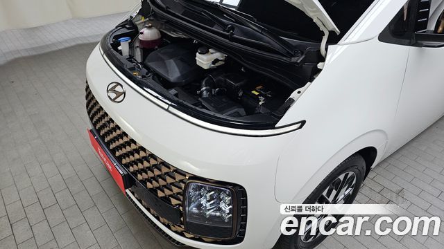Hyundai Staria 2022 — photo 6