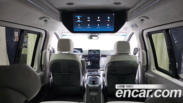 Hyundai Staria 2022 — photo 30