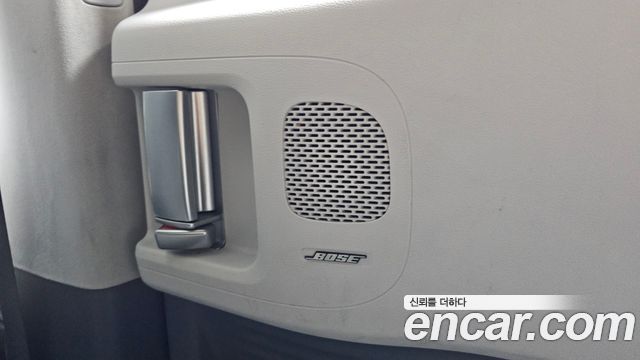 Hyundai Staria 2022 — photo 33