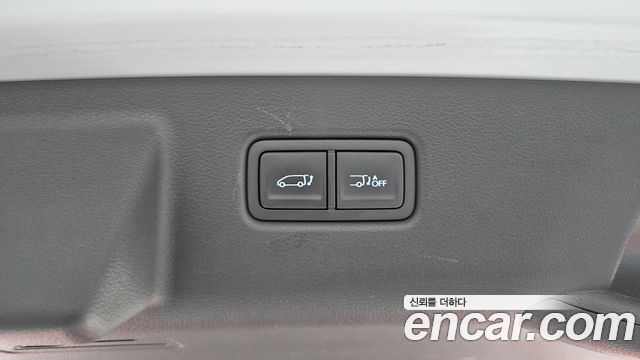 Hyundai Staria 2022 — photo 36