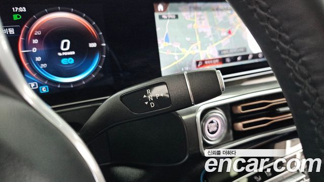 Mercedes-Benz EQC 2020 — photo 9