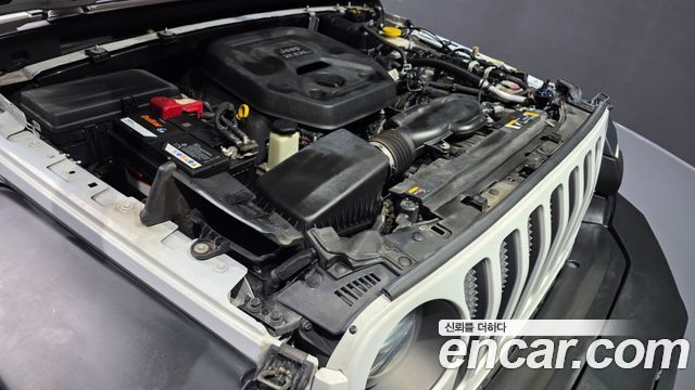 Jeep Wrangler 2021 — photo 6