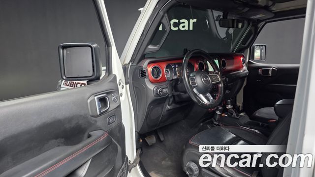 Jeep Wrangler 2021 — photo 13