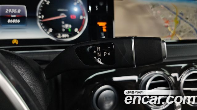 Mercedes-Benz S-Class 2015 — photo 12