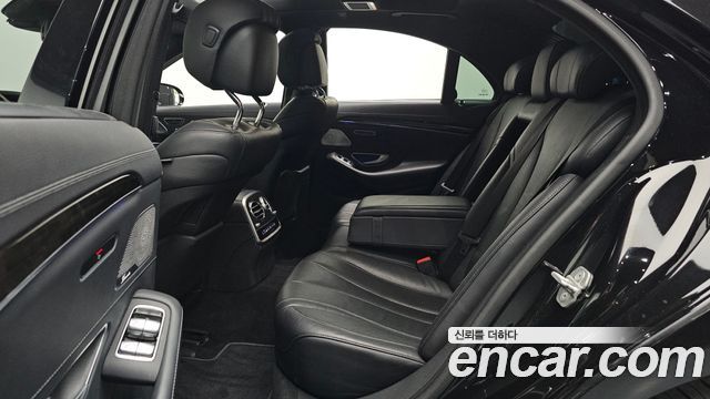 Mercedes-Benz S-Class 2015 — photo 17