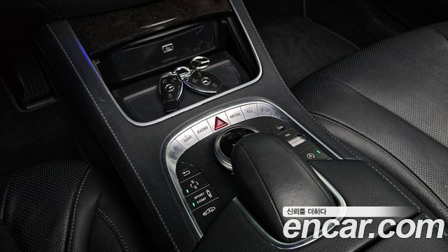Mercedes-Benz S-Class 2015 — photo 24