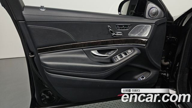 Mercedes-Benz S-Class 2015 — photo 14