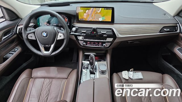 BMW Gran Turismo 2024 — photo 10