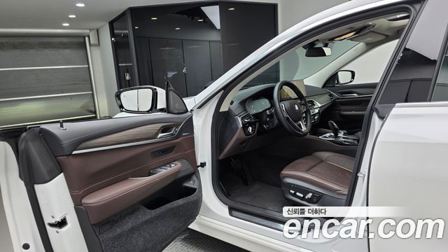BMW Gran Turismo 2024 — photo 13