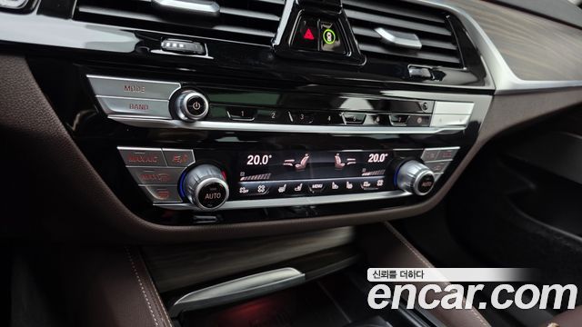 BMW Gran Turismo 2024 — photo 24