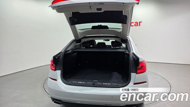 BMW Gran Turismo 2024 — photo 36