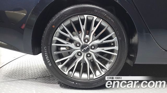 Kia K3 2022 — photo 5