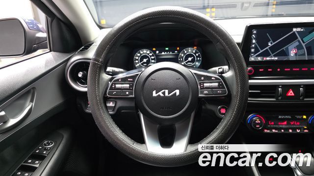Kia K3 2022 — photo 19