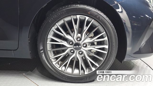 Kia K3 2022 — photo 7