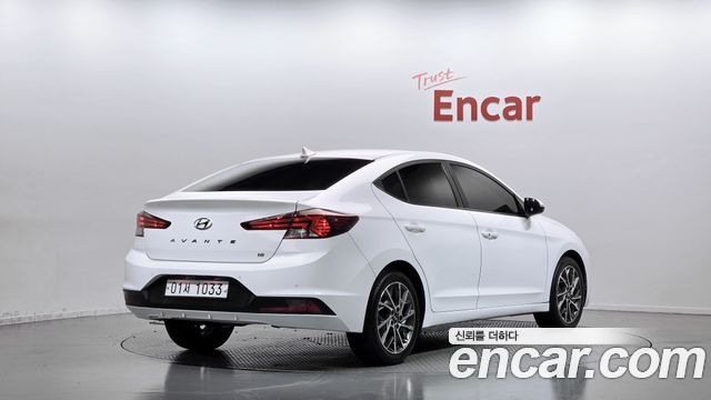 Hyundai AVANTE 2020 — photo 2