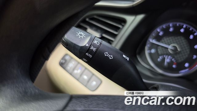 Hyundai AVANTE 2020 — photo 10