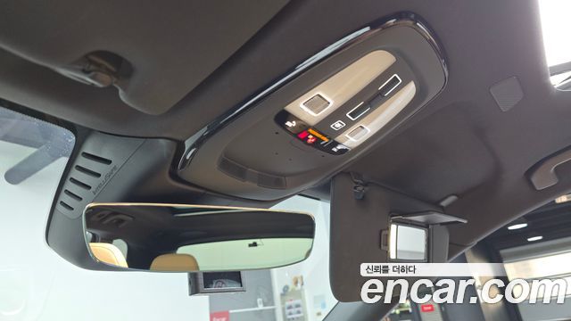 Volvo XC60 2022 — photo 24