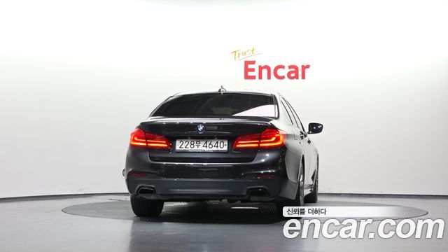 BMW 5-Series 2020 — photo 4