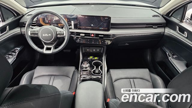 Kia K5 2025 — photo 10