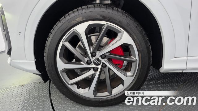 Audi Q5 2025 — photo 5